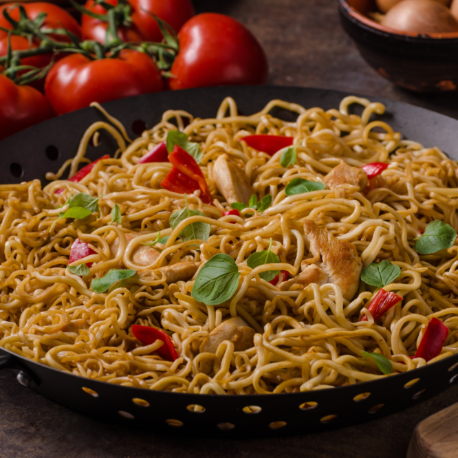 CHILLY GARLIC CHOWMEIN