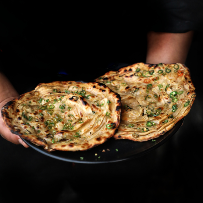 Aloo Pyaaj Parantha